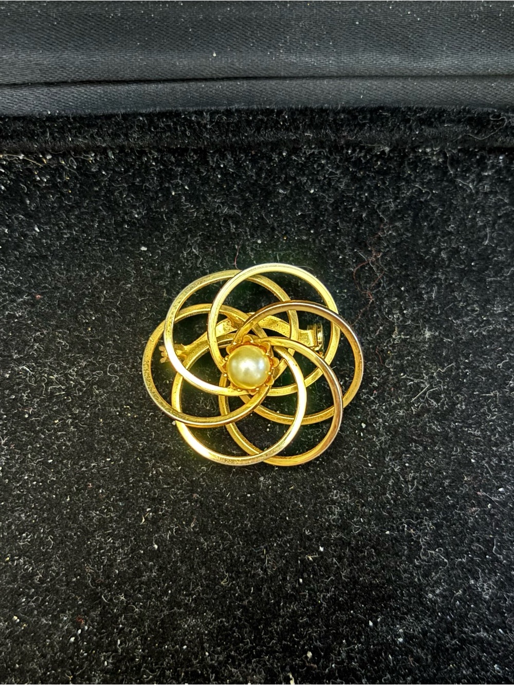 Gold Tone Circle Brooch Faux Center Pearl Signed Vintage